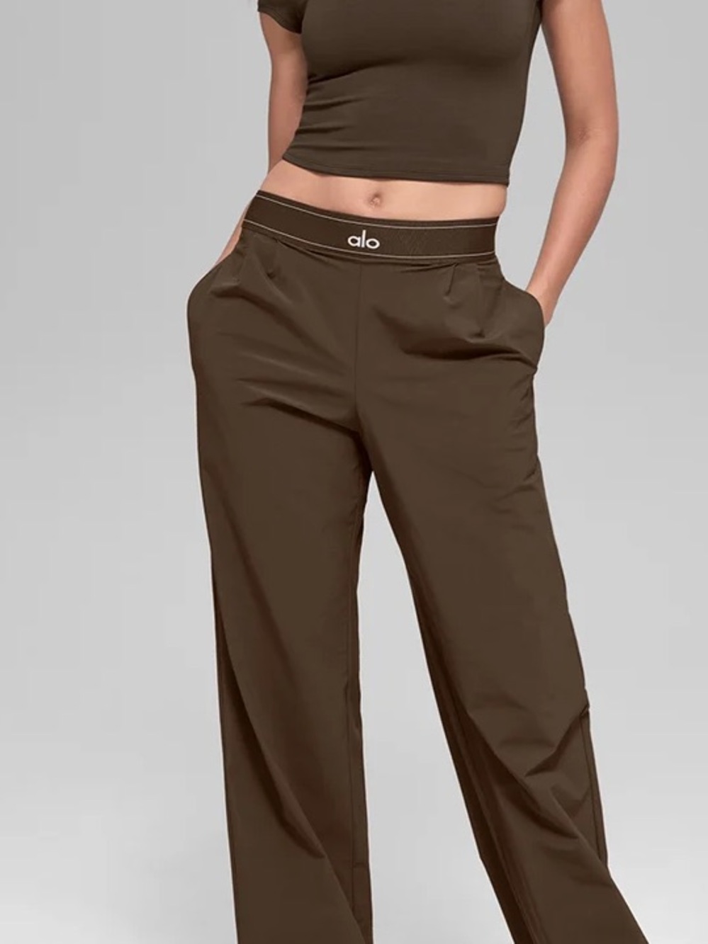 Alo Yoga women's  trouser brown pants